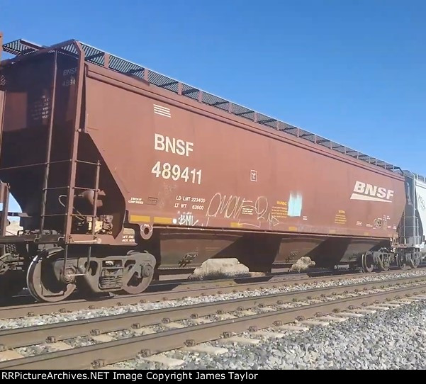 BNSF 489411